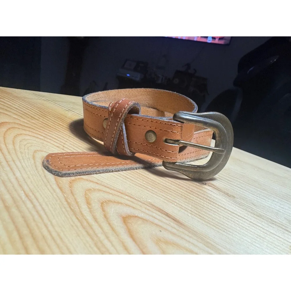 Leather Shop 1987 Vtg Leather Belt Antiqued Brass horseshoe Buckle Sm women's